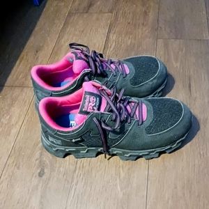 Timberland steel toe shoes